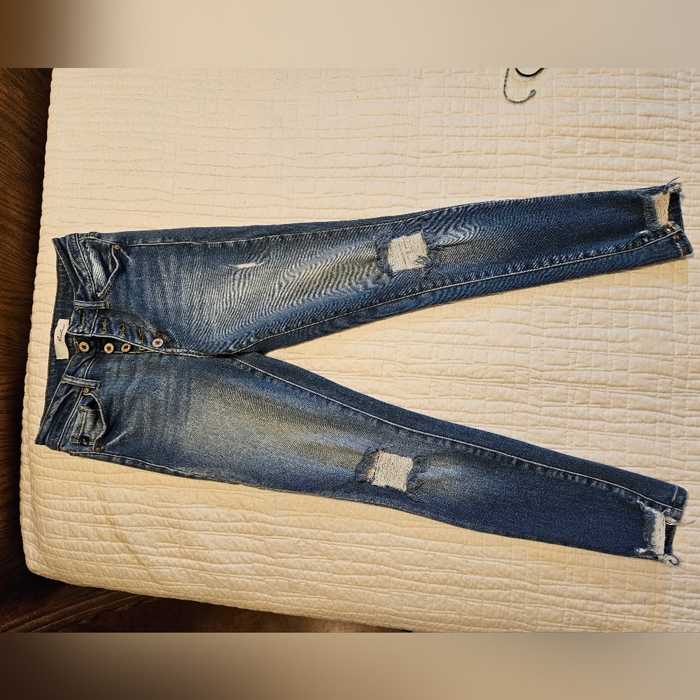KanCan Women's Skinny Jeans - Distressed Blue
